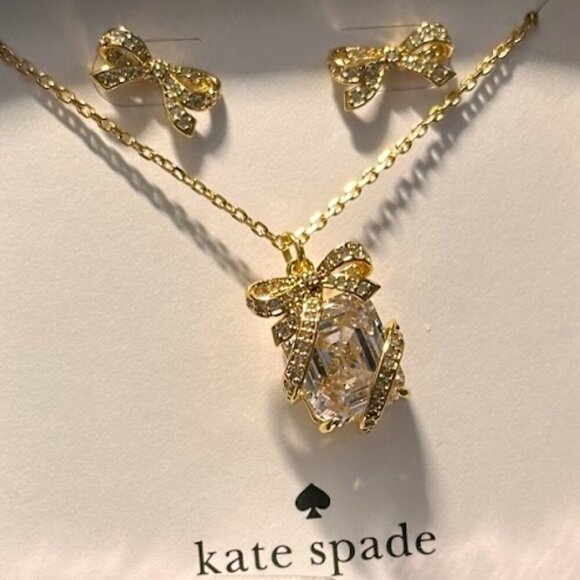 Kate Spade Pave Present Pendant & Studs Boxed Set NIB Sophisticated Style NWT - Picture 12 of 15